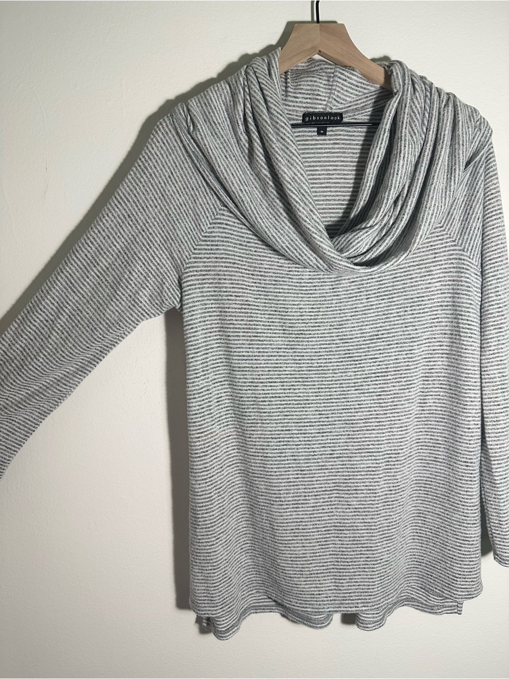 Gibsonlook Women's Gray Striped Cowl Neck Tunic - Medium